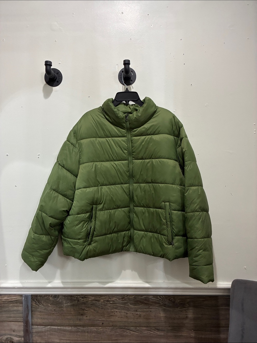 Women's Lightweight Olive Puffer Jacket with Stand Collar